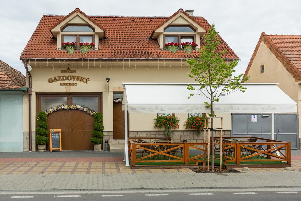 Penzion Gazdovsky Hostinec Topoľčianky Dış mekan fotoğraf